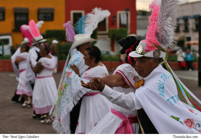 Camada adultos mayores tetlanohcan, Carnaval Tlaxcala 2016 - Foto