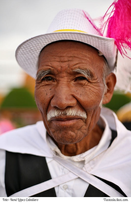 Camada adultos mayores tetlanohcan, Carnaval Tlaxcala 2016 - Foto