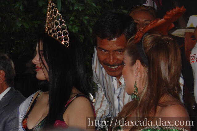 Adriana Fonseca y la Seorita Turismo 2006Desfile de Carnaval -