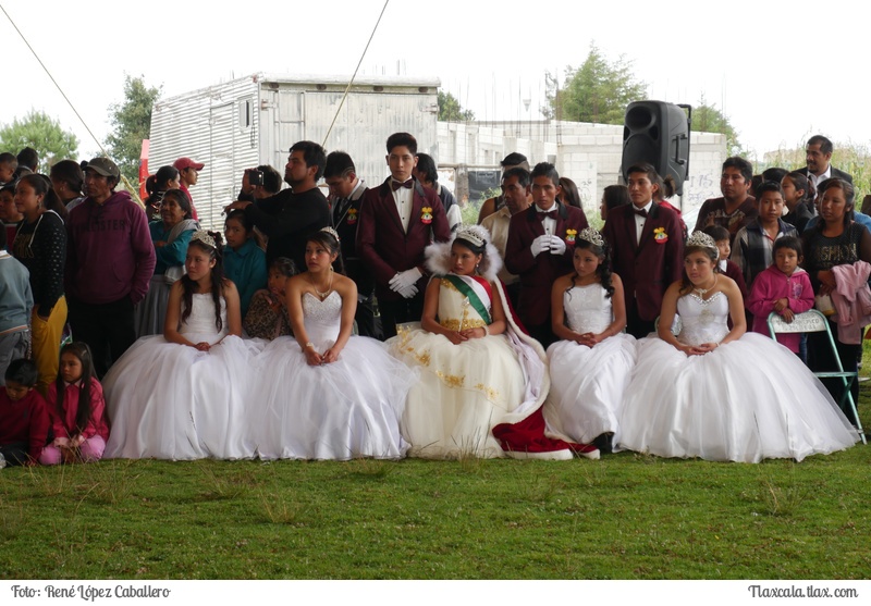 Desfile 16 de septiembre 2016, San Isidro Buensuceso - Foto
