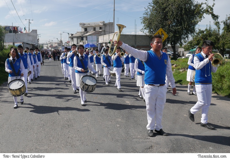 Desfile 16 de septiembre 2016, San Isidro Buensuceso - Foto