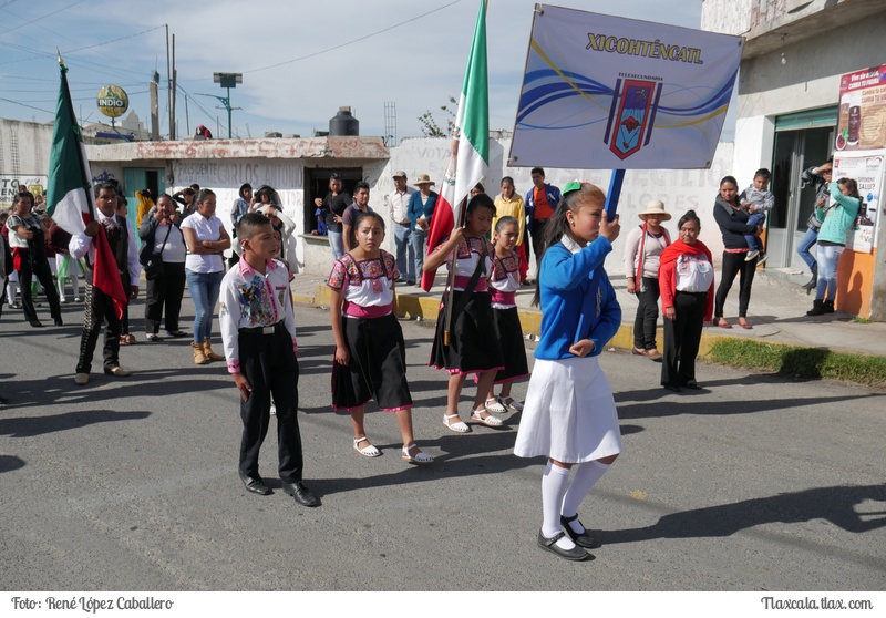 Desfile 16 de septiembre 2016, San Isidro Buensuceso - Foto