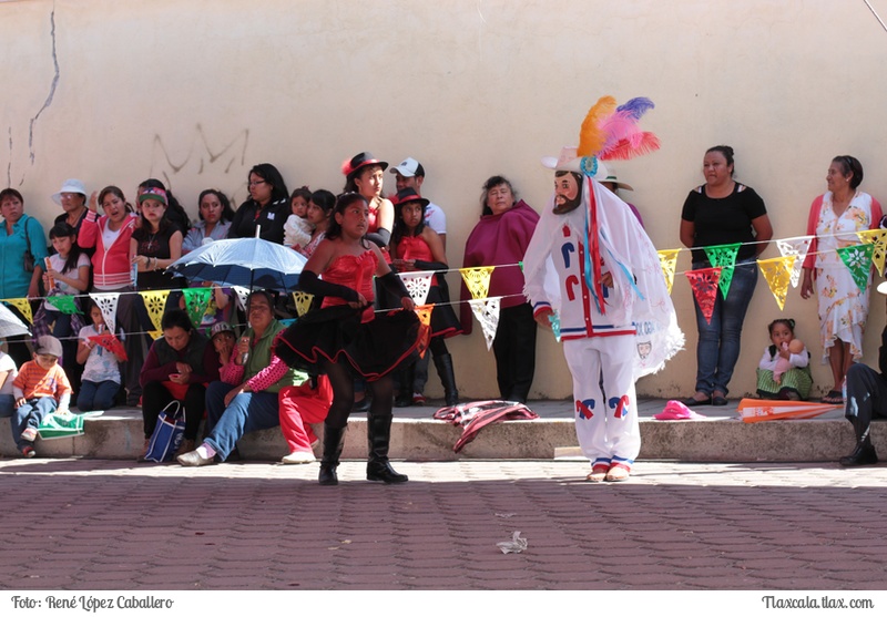 Camada nueva revelacin de Santiago Xochimilco en el remate de carnaval Ixtacuixtla 2016 - Foto