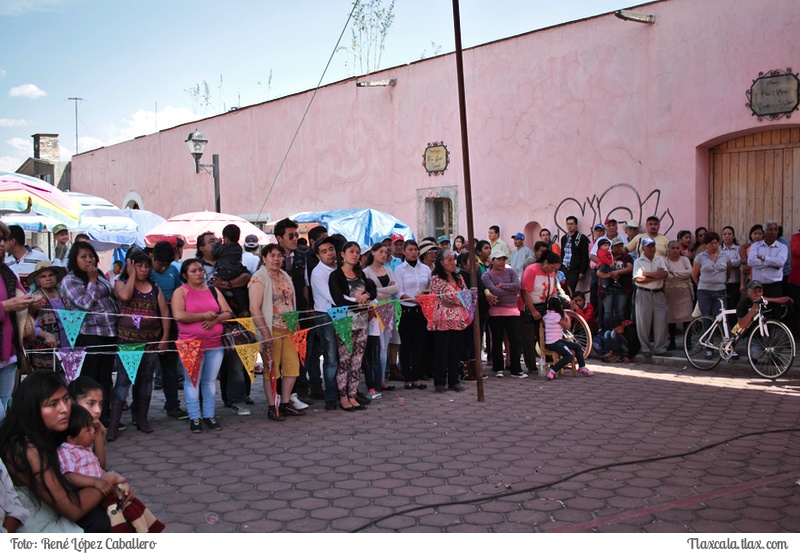 Camada nueva revelacin de Santiago Xochimilco en el remate de carnaval Ixtacuixtla 2016 - Foto