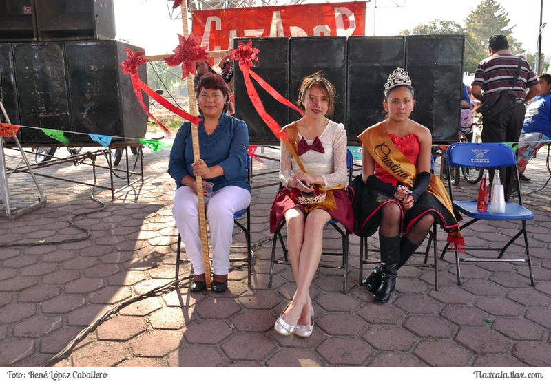 Camada Playboy de Santa Cruz Techachalco en el remate de carnaval Ixtacuixtla 2016 - Foto