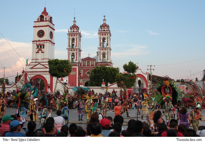 Camada de Yauhquemecan en el remate de Carnaval Xicohtzinco 2016 - Foto