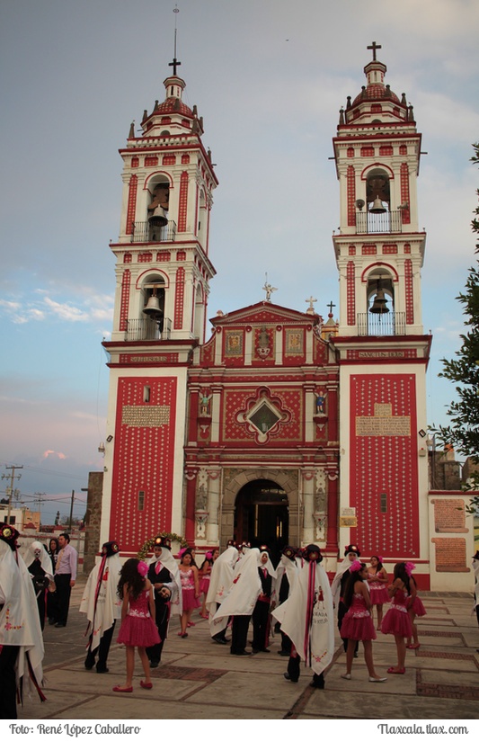 Camada nueva Ocotlan en el remate de Carnaval Xicohtzinco 2016 - Foto