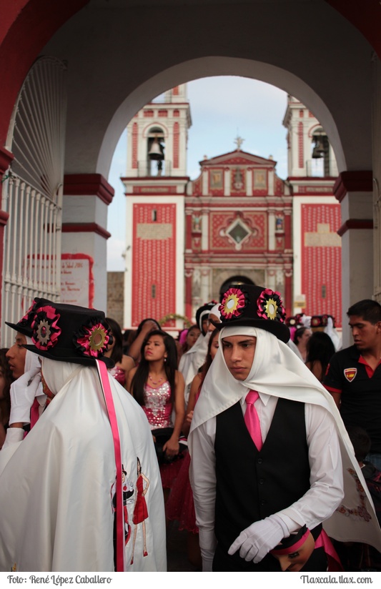Camada nueva Ocotlan en el remate de Carnaval Xicohtzinco 2016 - Foto