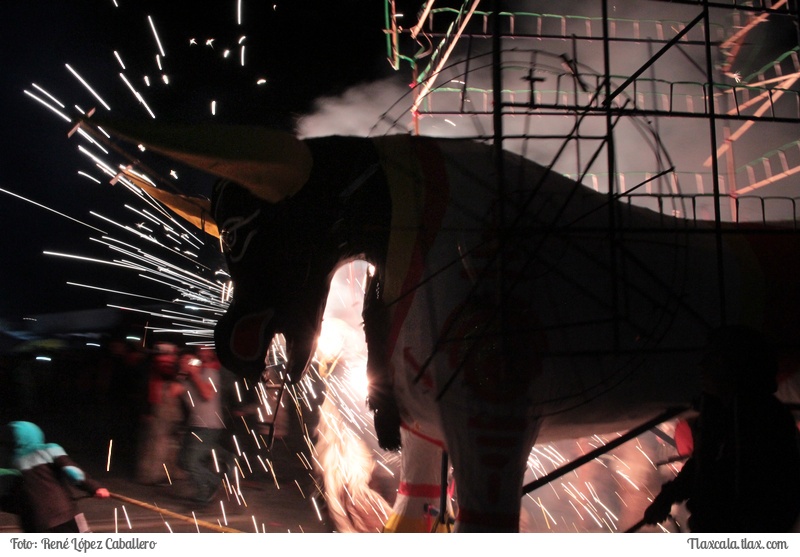 Chivarrudos en el remate de Carnaval Xicohtzinco 2016 - Foto