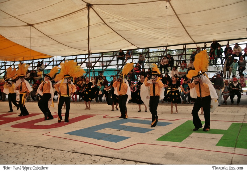 Camada Miraflores de Ocotln en el da del huehue Santa Ursula Zimatepec 2016 - Foto