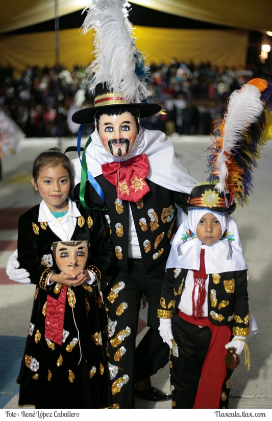 Camada Lucero de Santa Ana Chiautempan en el da del huehue Santa Ursula Zimatepec 2016 - Foto