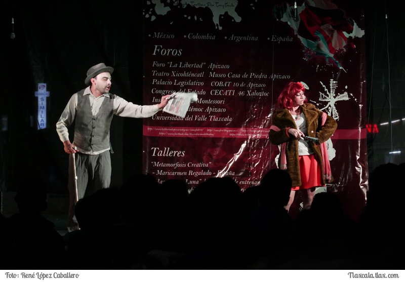 Obra de teatro &quot;Suea mexicano&quot; en el parque de la ciudad de Apizaco - Foto
