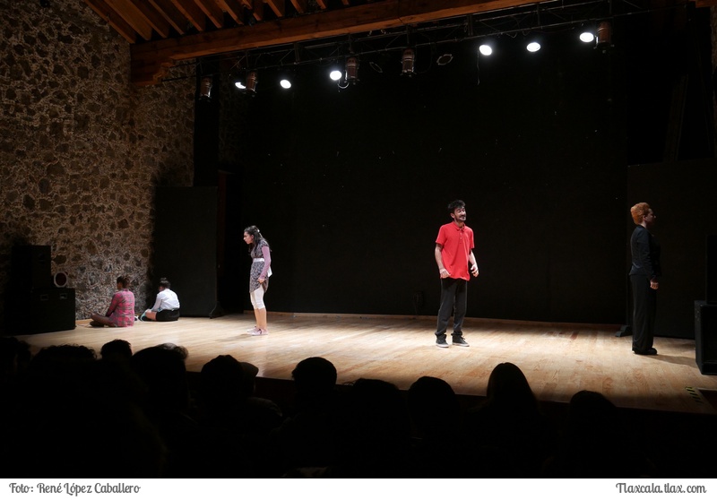 Obra de Teatro &quot;Romeo y Julieta una mirada distinta&quot; en el centro cultural la libertad de Apizaco - Foto