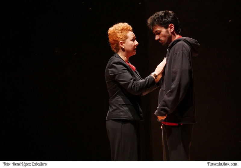Obra de Teatro &quot;Romeo y Julieta una mirada distinta&quot; en el centro cultural la libertad de Apizaco - Foto