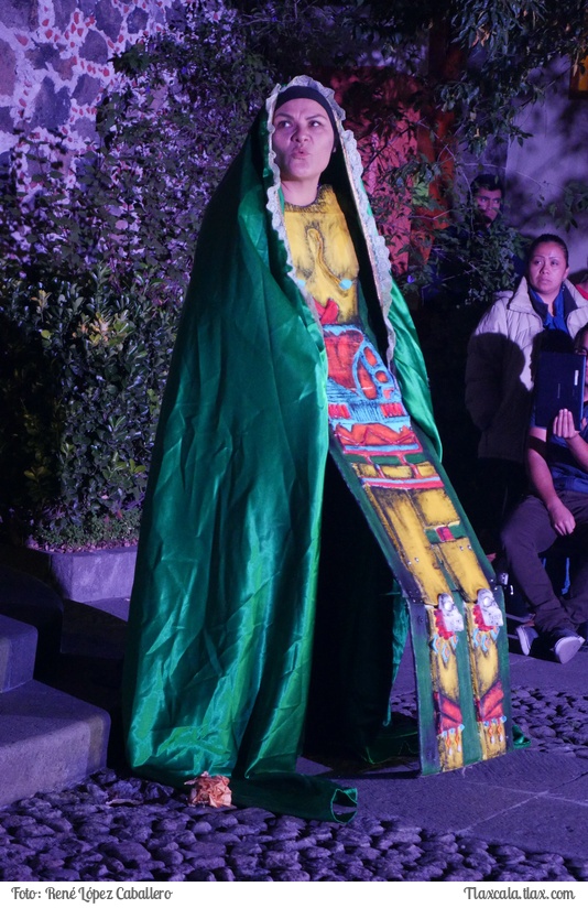Obra de Teatro &quot;Medea en el espejo&quot; en el patio del centro cultural la libertad de Apizaco - Foto