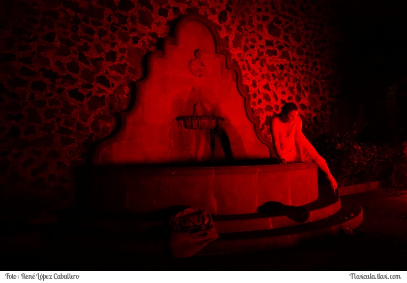 Obra de Teatro &quot;Medea en el espejo&quot; en el patio del centro cultural la libertad de Apizaco - Foto