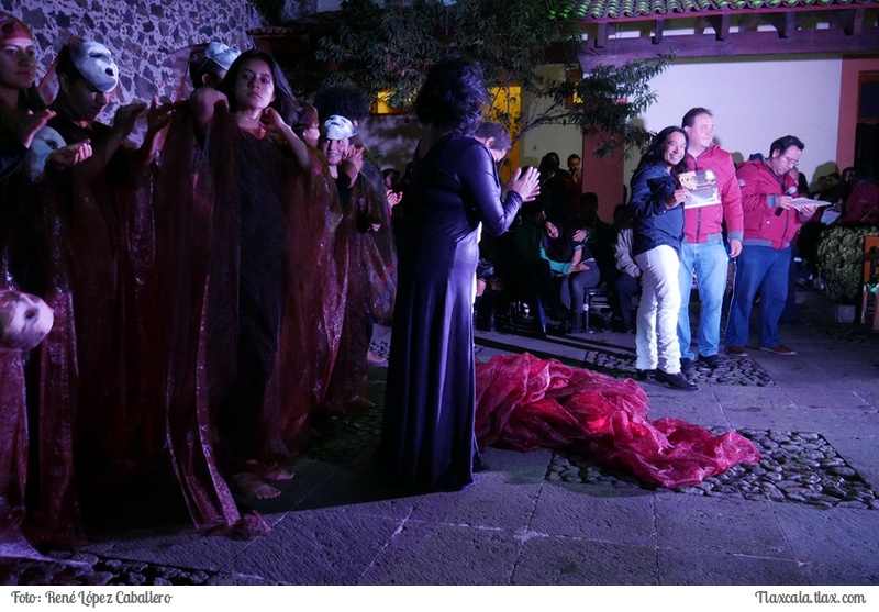 Obra de Teatro &quot;Medea en el espejo&quot; en el patio del centro cultural la libertad de Apizaco - Foto