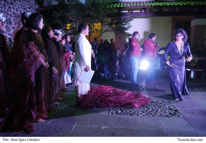 Obra de Teatro &quot;Medea en el espejo&quot; en el patio del centro cultural la libertad de Apizaco - Foto