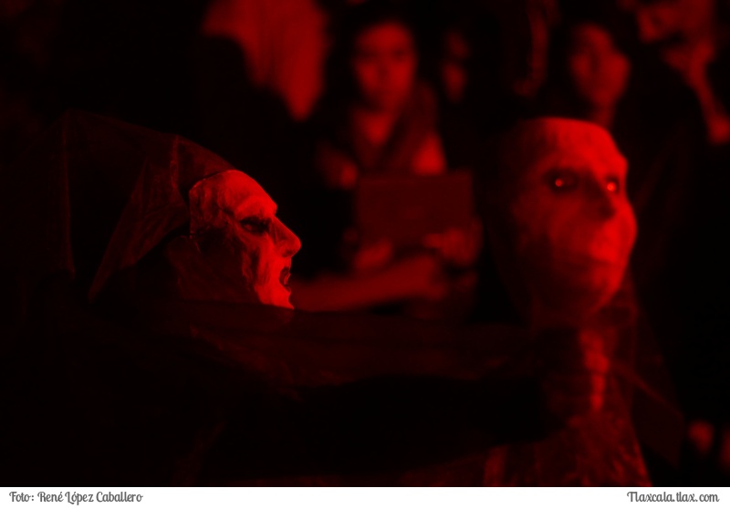 Obra de Teatro &quot;Medea en el espejo&quot; en el patio del centro cultural la libertad de Apizaco - Foto