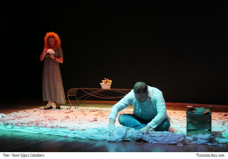 Obra de Teatro &quot;Dos&quot; en el centro cultural la libertad de Apizaco - Foto