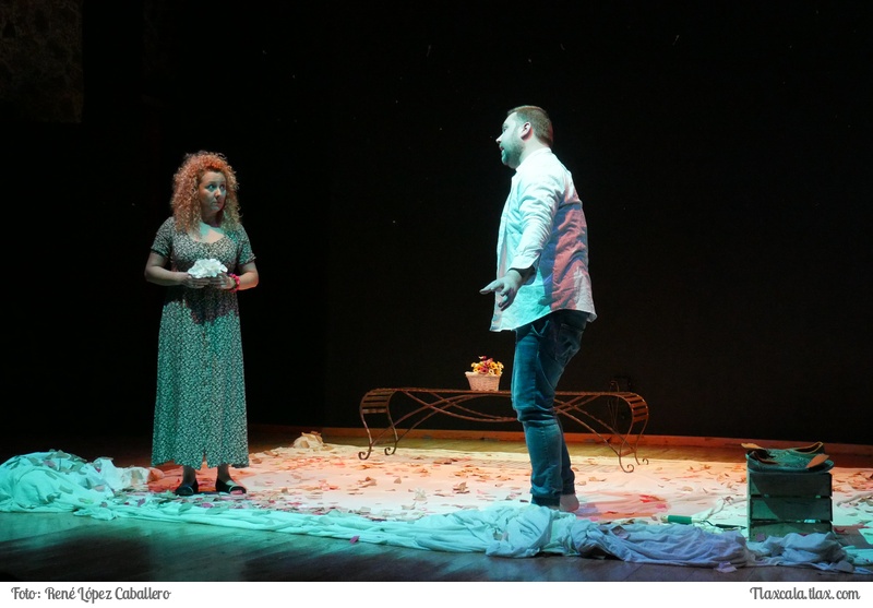 Obra de Teatro &quot;Dos&quot; en el centro cultural la libertad de Apizaco - Foto