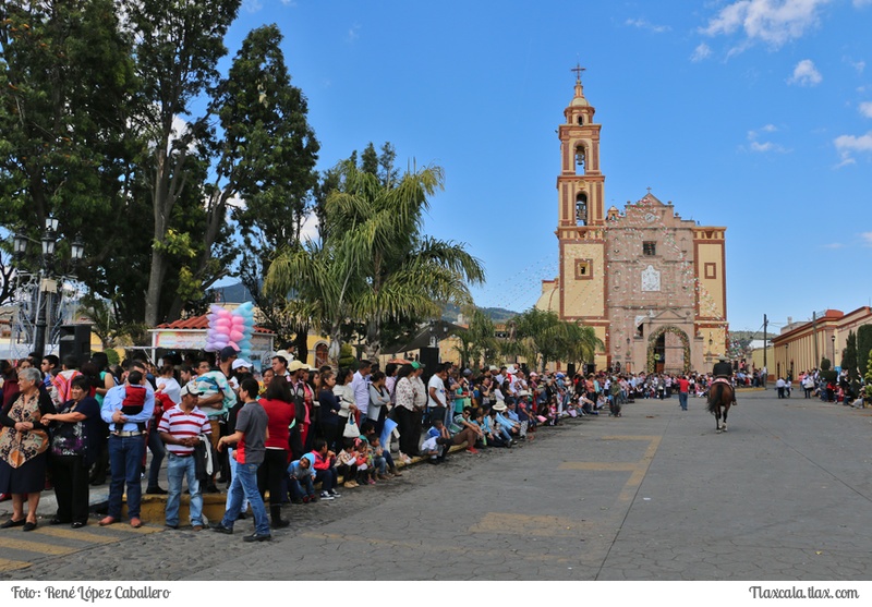 Desfile Guadalupano Tlaxco 2016 - Foto