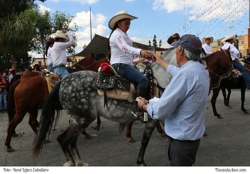 Desfile Guadalupano Tlaxco 2016 - Foto