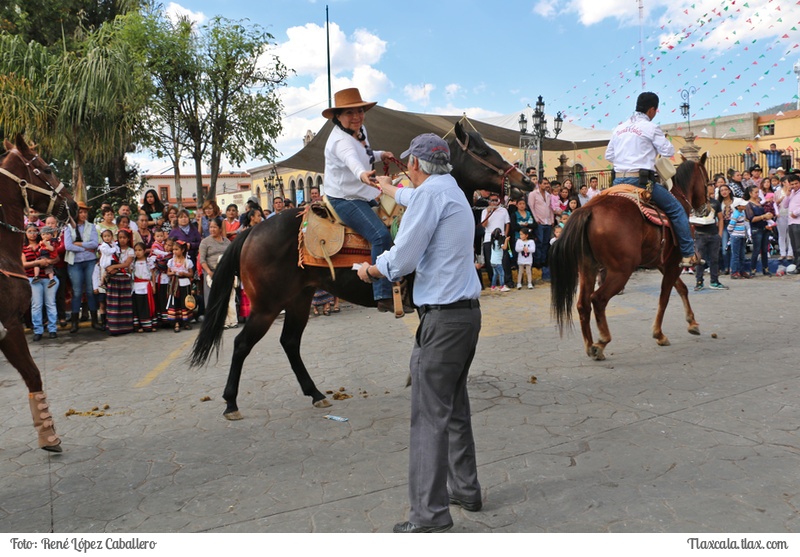 Desfile Guadalupano Tlaxco 2016 - Foto