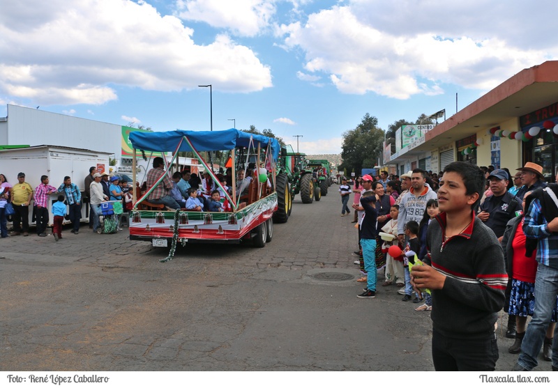Desfile Guadalupano Tlaxco 2016 - Foto