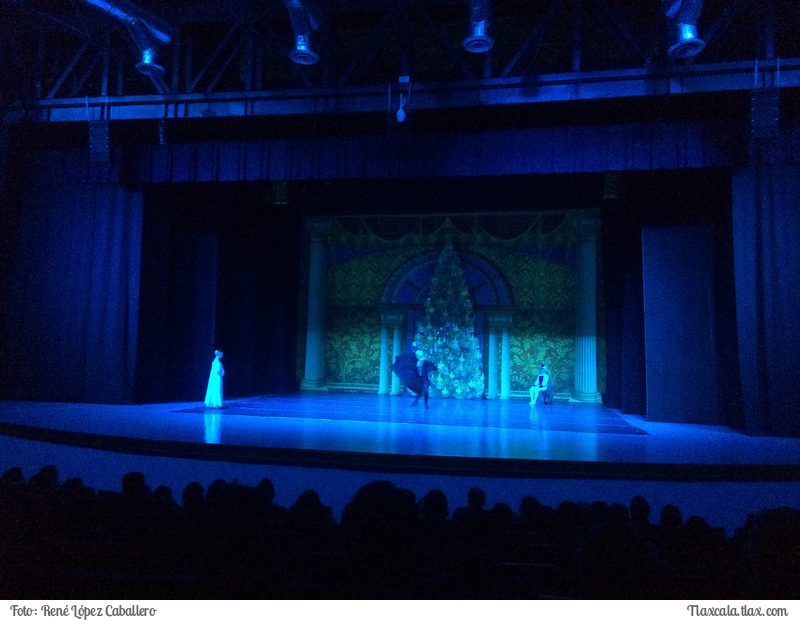 Cascanueces por el &quot;Russian State Ballet Mari El&quot; en Tlaxcala - Foto