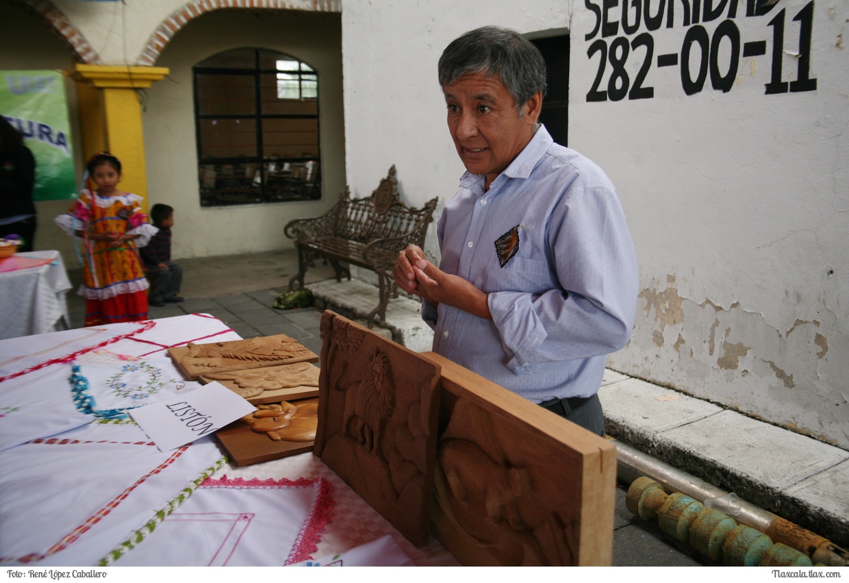 Clausura taller bordado a mquina 2016 - 2017, Profesor Delfino Reyes, San Isidro Buensuceso - Foto
