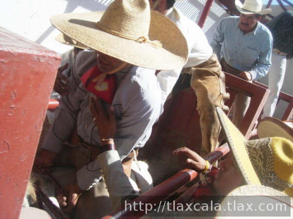 Primera charreada del 2007 universitarios contra seleccion Tlaxcala - Foto