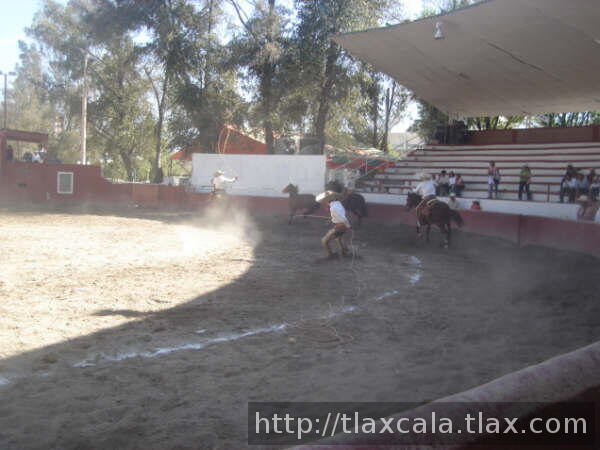 Primera charreada del 2007 universitarios contra seleccion Tlaxcala - Foto