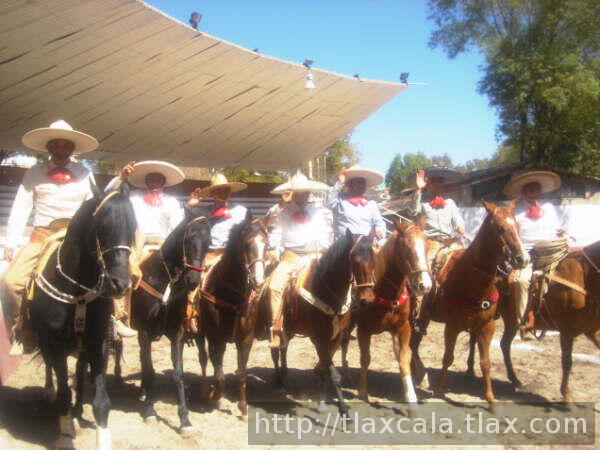 Primera charreada del 2007 universitarios contra seleccion Tlaxcala - Foto