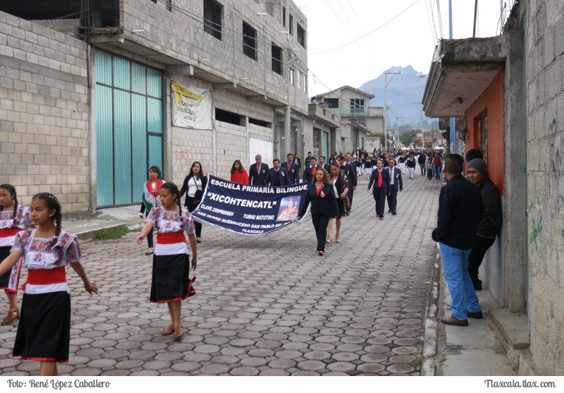 Desfile 16 de septiembre del 2018 San Isidro Buensuceso - Foto