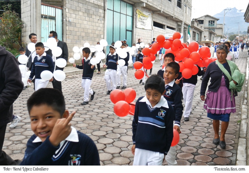 Desfile 16 de septiembre del 2018 San Isidro Buensuceso - Foto