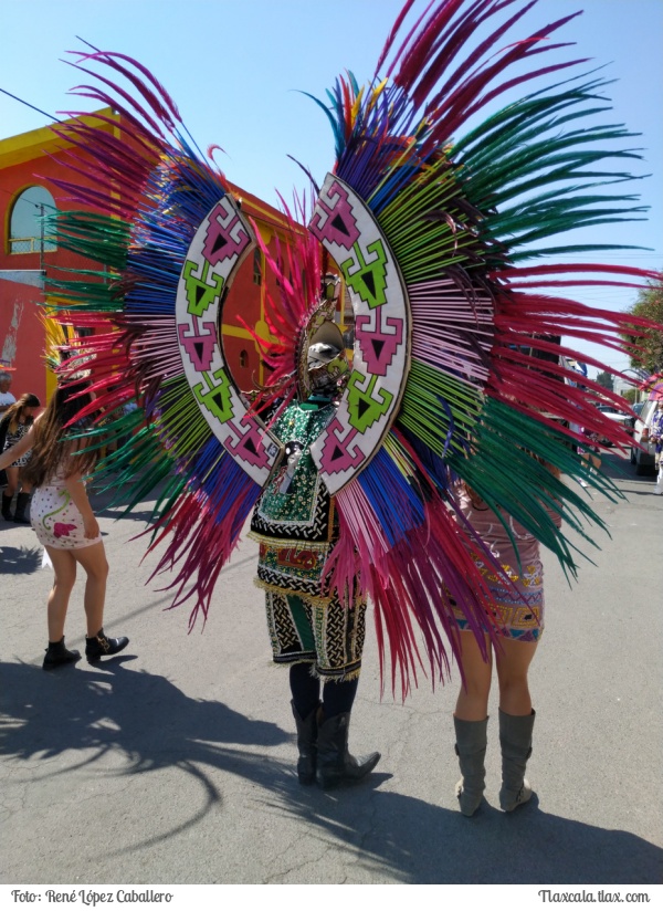 Camada &quot;Chalchitepec&quot; de Santa Anita Huiloac bailando en las calles de Apizaco - 5 de marzo del 2019 - Foto