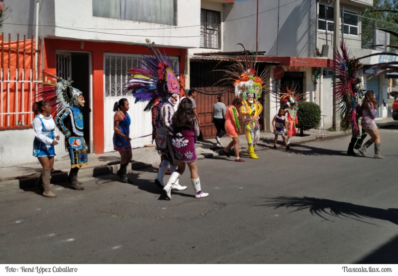 Camada &quot;Chalchitepec&quot; de Santa Anita Huiloac bailando en las calles de Apizaco - 5 de marzo del 2019 - Foto