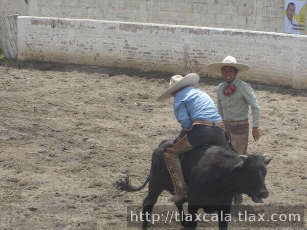 FERNANDO ORTIZ CON LA CRA PARA ATRAS