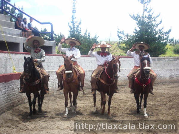 EQUIPO B DE LAHERRADURA