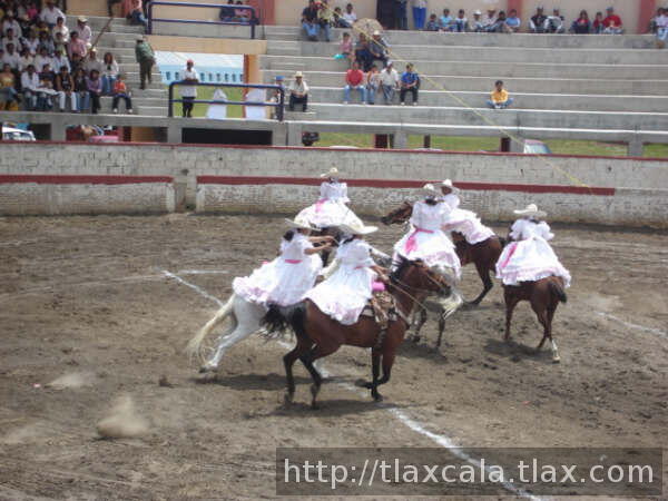 CRUCE DE LAS RANCHERAS DE LA HERRADURA