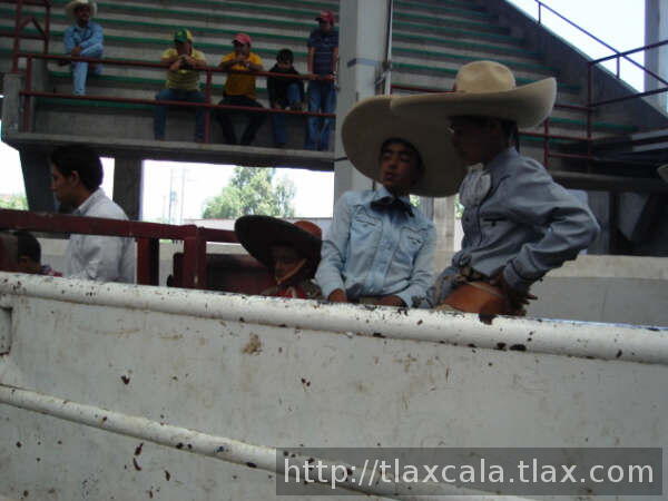 Accion en los cajones Oscar Lopez, Claudio Rugarcia y Carlos Rodriguez de Tlax
