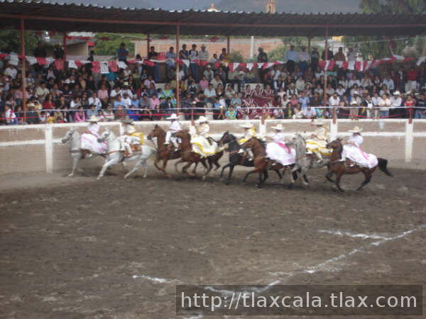 Feria de escaramuzas Tlaxco 2007 - Foto