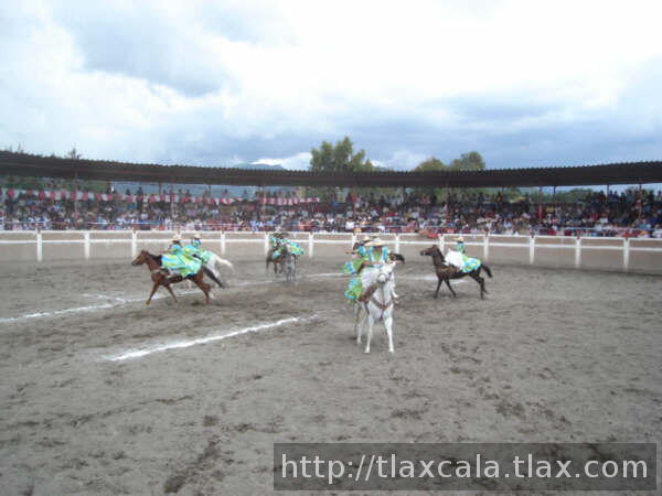 Feria de escaramuzas Tlaxco 2007 - Foto