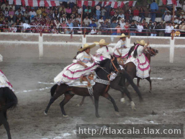 Feria de escaramuzas Tlaxco 2007 - Foto