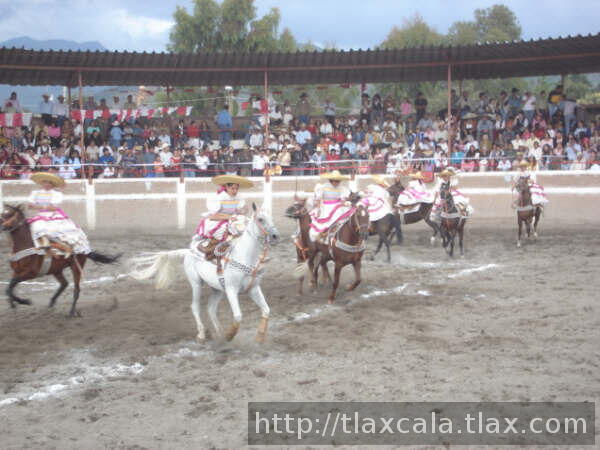Feria de escaramuzas Tlaxco 2007 - Foto