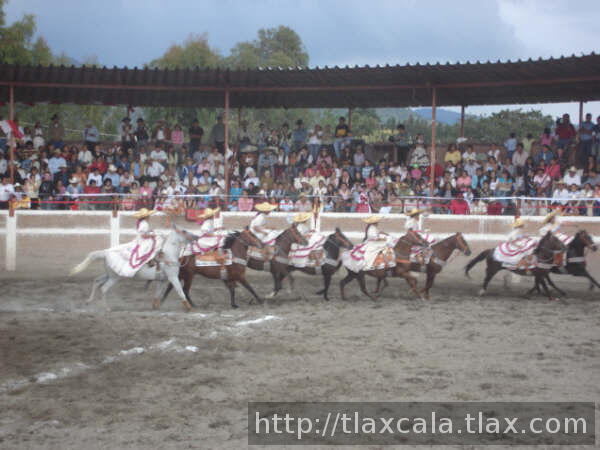 Feria de escaramuzas Tlaxco 2007 - Foto