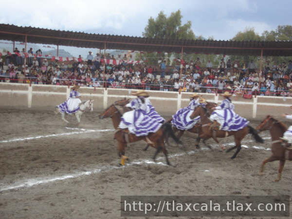 Feria de escaramuzas Tlaxco 2007 - Foto