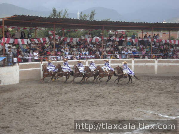 Feria de escaramuzas Tlaxco 2007 - Foto
