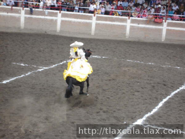 Feria de escaramuzas Tlaxco 2007 - Foto